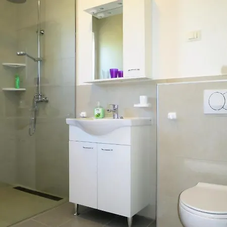 Holiday Sutivanac - Roko - Roj423